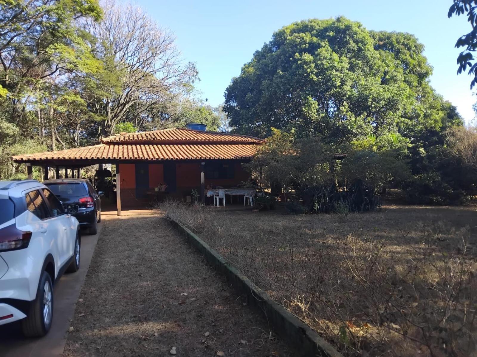 Sitio Bemtevi - Jockey Camping - Uberlandia Villa Esterno foto